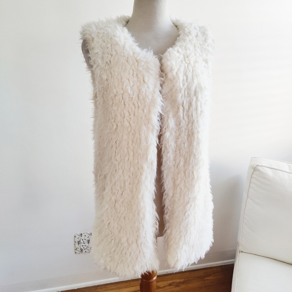 Furry Vest • Teddi Coat • by Rhapsody • Tagged Size Large - Picture 1 of 7